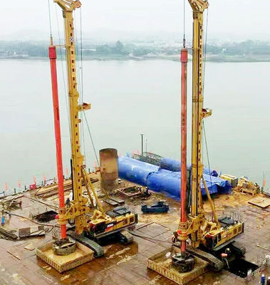 Xrs1050 Büyük Dikey Hidrolik Kazık Makinası 390kn.M