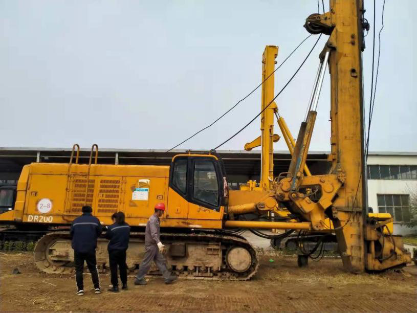 SUMITOMO 180 Döner Temel Matkap Rig ISO9001 Hidrolik Döner Kazık Rig