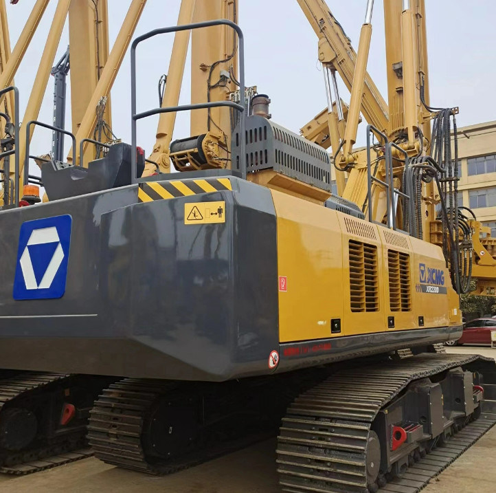 Xr220d Kullanılmış Hidrolik Kazık Makinesi Paletli Döner Matkap Rig